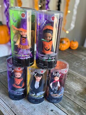 Kelly 2001 Halloween Party Doll Set Barbie
